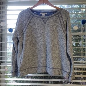 Long sleeve sweatshirt